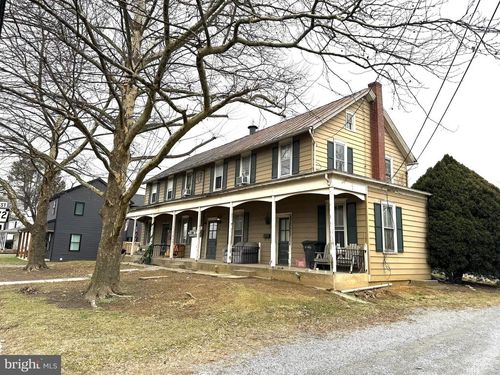 158-154-158 W Main St, LEOLA, PA, 17540-1749 | Card Image
