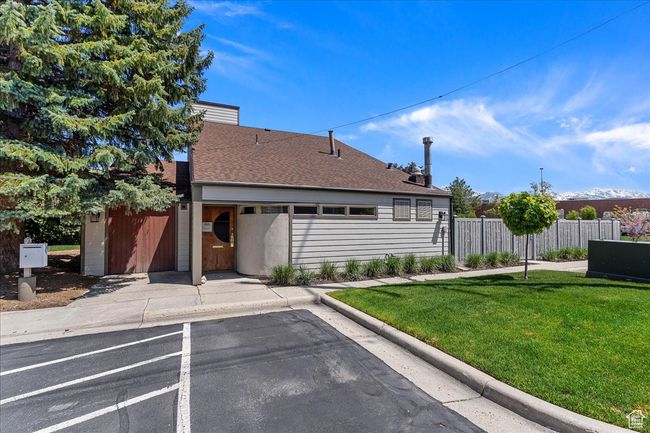 APT-505 - 1231 Brickyard Rd, Condo with 3 bedrooms, 3 bathrooms and 2 parking in Salt Lake City UT | Image 6