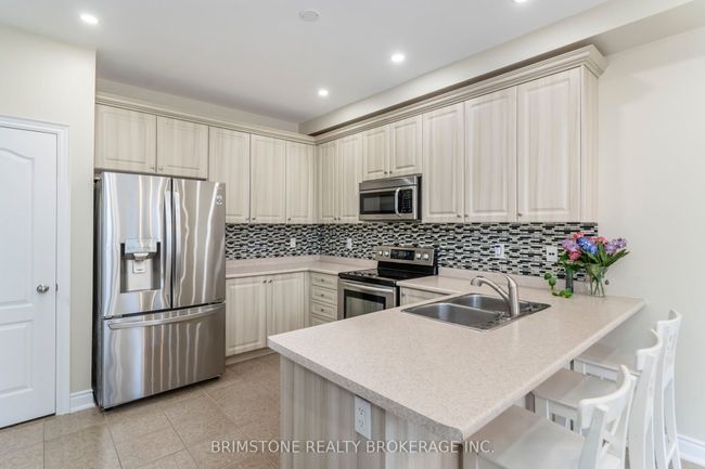 5 Nadmarc Crt, House other with 7 bedrooms, 4 bathrooms and 5 parking in Angus ON | Image 7