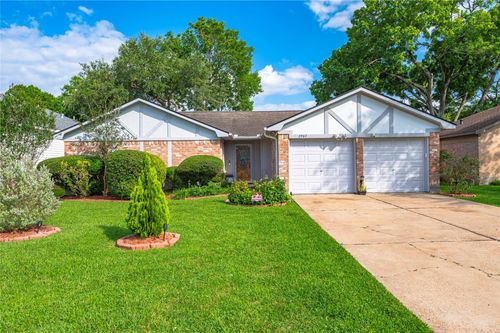2907 Marlin Ct, League City, TX, 77573-9226 | Card Image