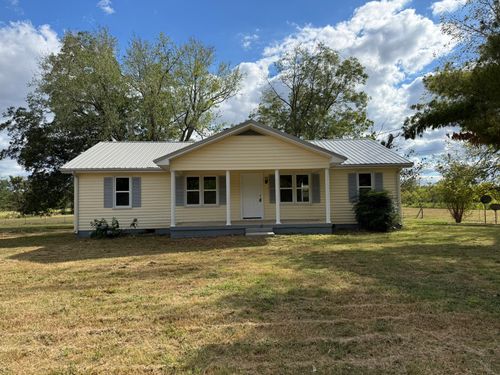 447 Pepper Hill Rd, Bell Buckle, TN, 37020-4808 | Card Image
