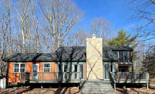 402 Canoe Brook Dr, Hawley, PA, 18428 | Card Image