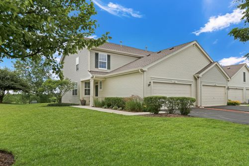 601 W Kristina Ln, Round Lake, IL, 60073-5620 | Card Image
