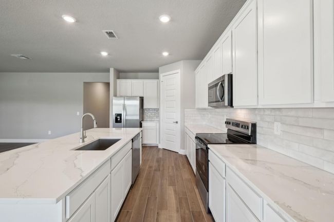 9041 Dahlia Cir, House other with 4 bedrooms, 3 bathrooms and null parking in Port St. Lucie FL | Image 11