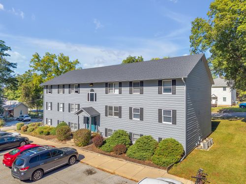 356-352-356 College Ave, Valparaiso, IN, 46383-6514 | Card Image