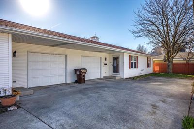 210 E Mill Street, Home with 0 bedrooms, 0 bathrooms and null parking in Staunton IL | Image 3