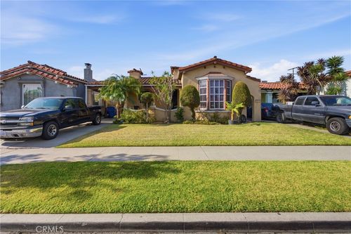 1308 W 82nd St, Los Angeles, CA, 90044-2316 | Card Image