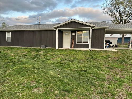 3441 State Road Aa, Holts Summit, MO, 65043-1213 | Card Image