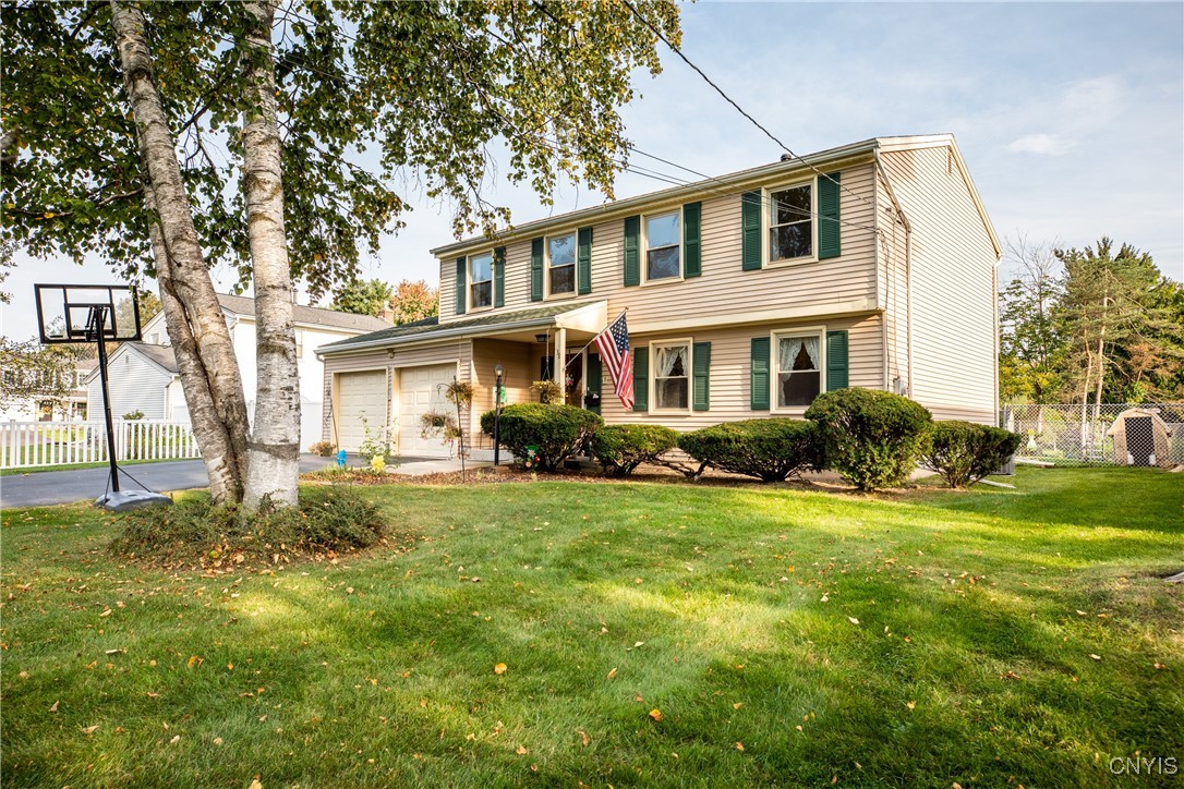 Cherry Tree Cir, Liverpool, NY 13090
