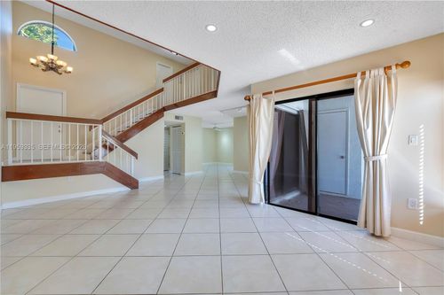 apt-a-1301 Sw 124th Ct, Miami, FL, 33184-2363 | Card Image