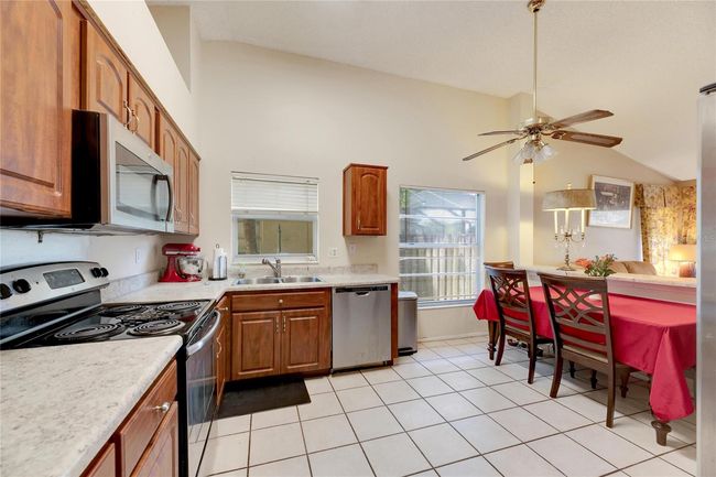 10906 Carnelian Dr, House other with 3 bedrooms, 2 bathrooms and null parking in RIVERVIEW FL | Image 15