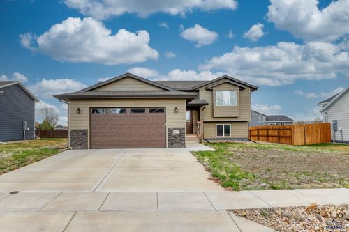 5843 Derringer Rd, Rapid City, SD, 57703-9054 | Card Image