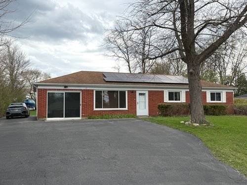 27 E 14th Pl, Lombard, IL, 60148-4517 | Card Image