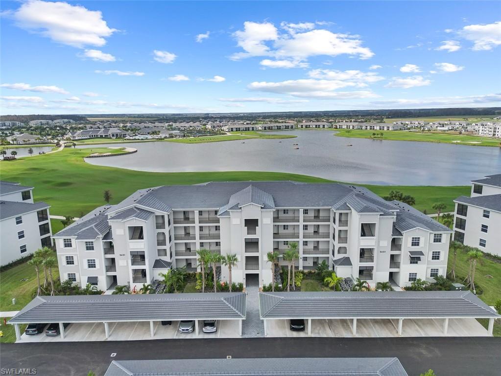 Residential in AVE MARIA 4