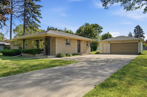 2903 Bethel Blvd, Zion, IL, 60099-3245 | Card Image