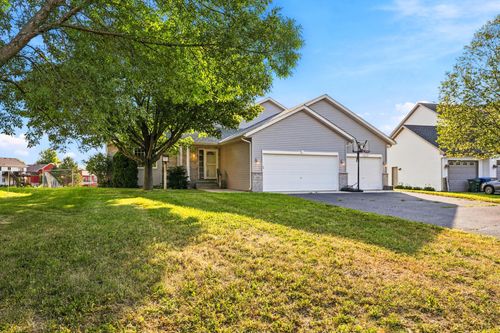 1351 Rolling Oaks Dr, Hanover, MN, 55341-4118 | Card Image