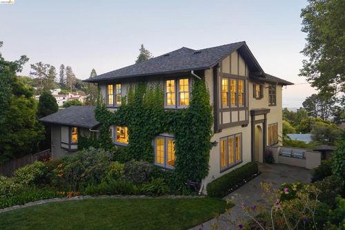 900 Euclid Ave, Berkeley, CA, 94708-1414 | Card Image