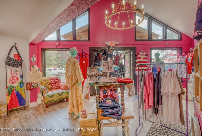 131 El Paso Rd, Home with 0 bedrooms, 4 bathrooms and null parking in Ruidoso NM | Image 8