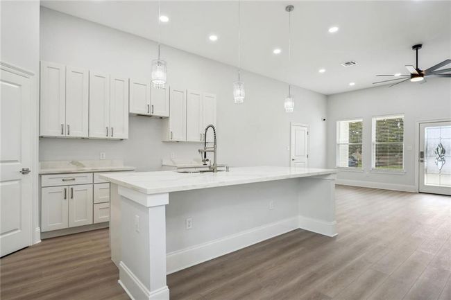 696 Newport Circle Circle, House other with 3 bedrooms, 2 bathrooms and null parking in Terrytown LA | Image 9