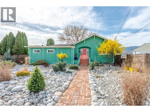 100 Huth Ave, Penticton, BC, V2A2Z9 | Card Image