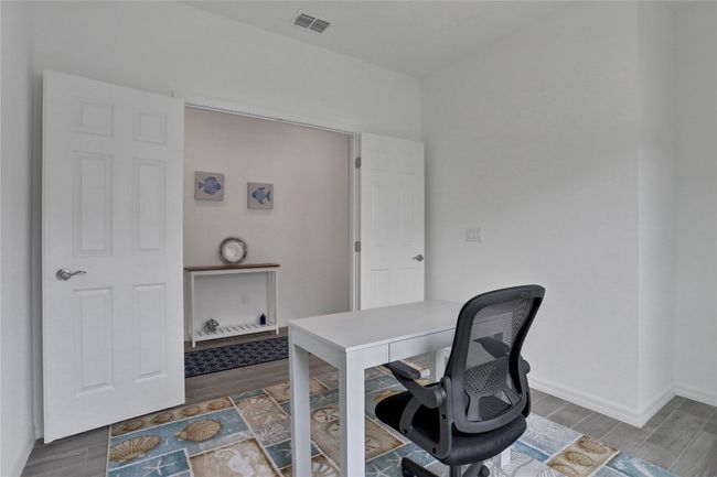 564 Jubilee Cir, Home with 2 bedrooms, 2 bathrooms and null parking in YULEE FL | Image 5