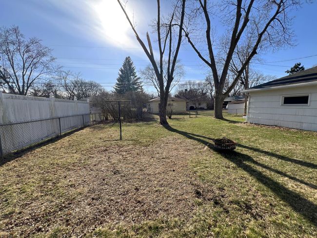 Backyard 2.JPG | Image 4