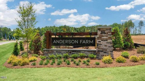 826 Old Tarboro Rd, Wendell, NC, 27591-9089 | Card Image