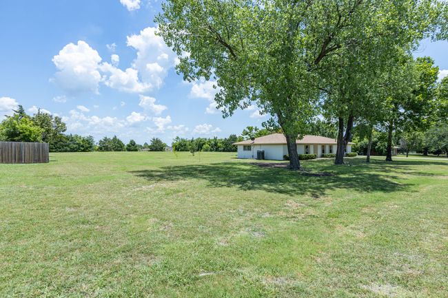 21 Hillview Dr, House other with 4 bedrooms, 2 bathrooms and null parking in Heath TX | Image 8