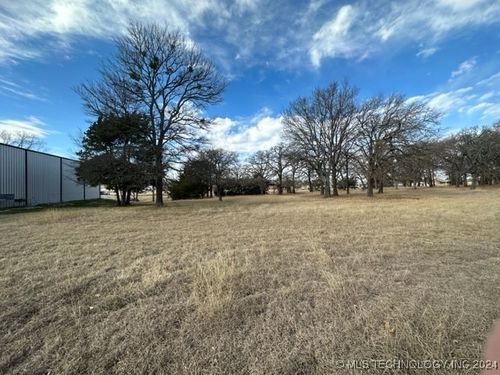 27 Cloud Ct, Kingston, OK, 73439 | Card Image