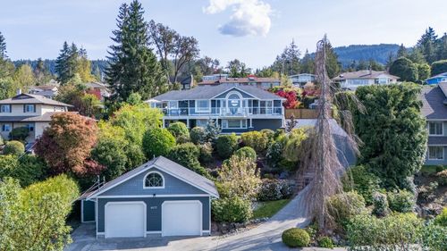 8077 Northwind Dr, Lantzville, BC, V0R2H0 | Card Image