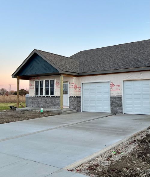 929 Covey Ln, Coal City, IL, 60416-2437 | Card Image