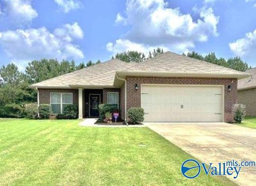 140 Clydesdale Ln, Harvest, AL, 35749-1600 | Card Image