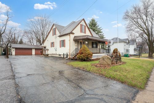 312 1st Ave Se, Hayfield, MN, 55940-8836 | Card Image