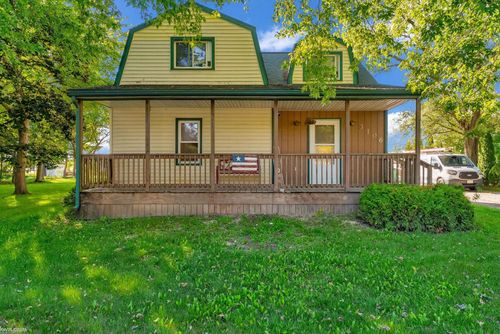 3106 S Euclid Ave, Bay City, MI, 48706-3423 | Card Image