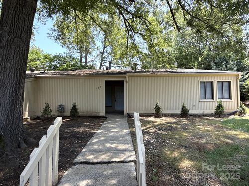 3621 Willow Point Dr, Charlotte, NC, 28277-9801 | Card Image