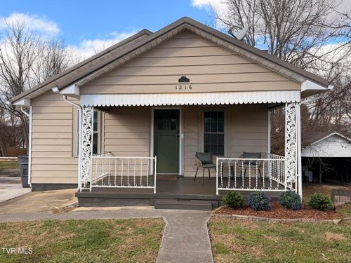 1216 Bluff City Hwy, Bristol, TN, 37620-5828 | Card Image