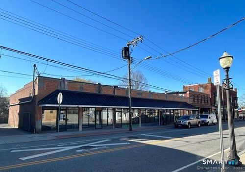 98 Main St, Killingly, CT, 06239-2820 | Card Image