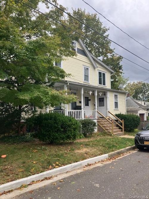 167 Maple Ave, Sea Cliff, NY, 11579-1207 | Card Image