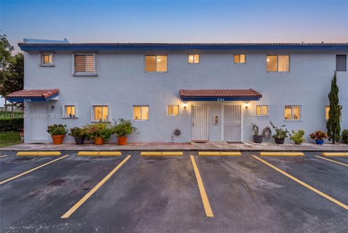 2-8164 Nw 10th St, Miami, FL, 33126 | Card Image