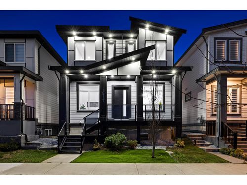 {{alt}} | Card Image