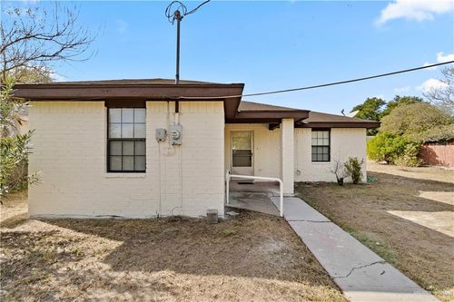 713 S 25th St, Donna, TX, 78537-3733 | Card Image
