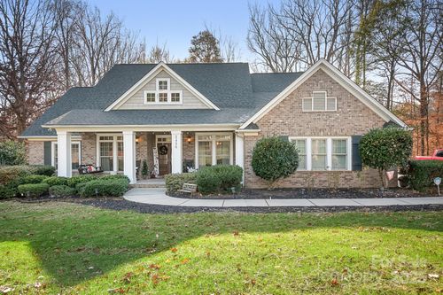 2456 W Nicole Ln, Denver, NC, 28037-8823 | Card Image