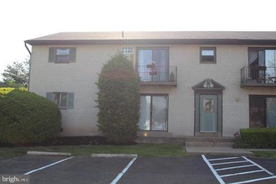 15 - 118 E Moreland Avenue, Condo with 2 bedrooms, 1 bathrooms and null parking in HATBORO PA | Image 2