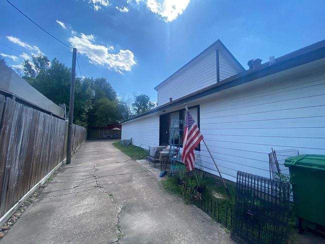 CD - 8915 Emnora Ln, Home with 3 bedrooms, 2 bathrooms and null parking in Houston TX | Image 21