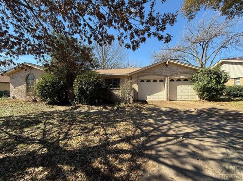 704 Meadowlark Cir, Crowley, TX, 76036-3032 | Card Image