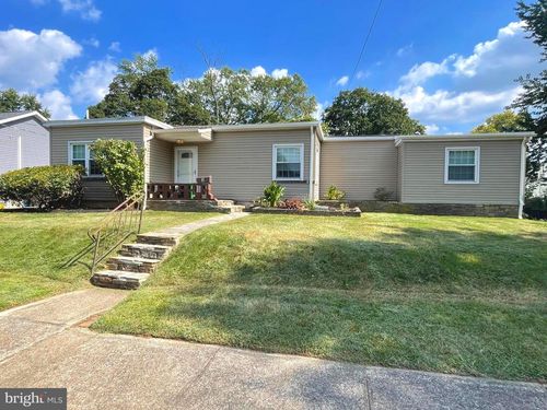 3 Jessie Ave, MORRISVILLE, PA, 19067-1203 | Card Image