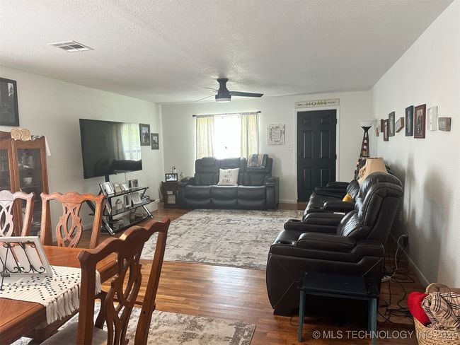 611 E Highway 1, House other with 3 bedrooms, 2 bathrooms and null parking in Allen OK | Image 15