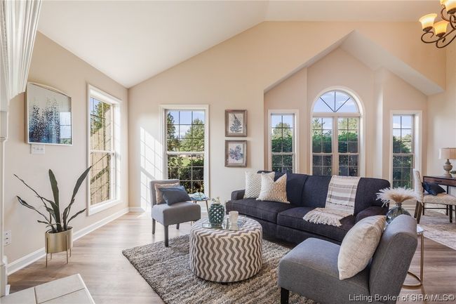 302 Saddleback Dr, Home with 3 bedrooms, 2 bathrooms and null parking in Charlestown IN | Image 12