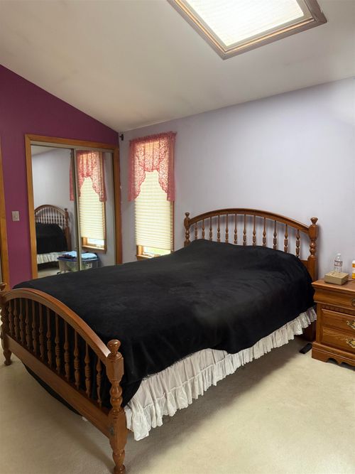13 Country Rd, East Hampstead, NH, 03826-2419 | Card Image
