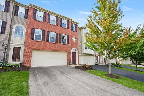 195 Southern Valley Ct, Mars, PA, 16046-9331 | Card Image